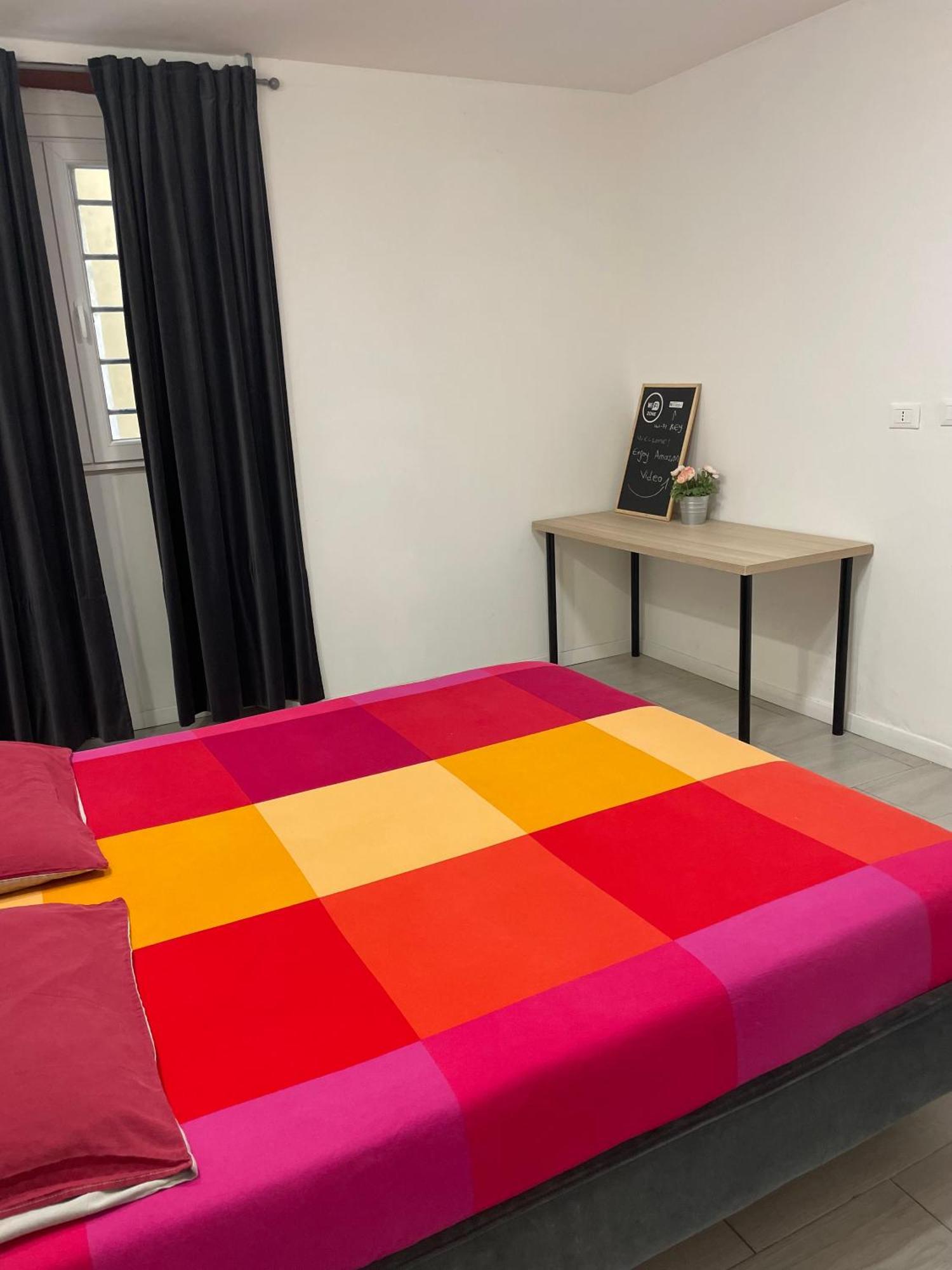 New Apartment 2 Minute From The Port Ливорно Экстерьер фото